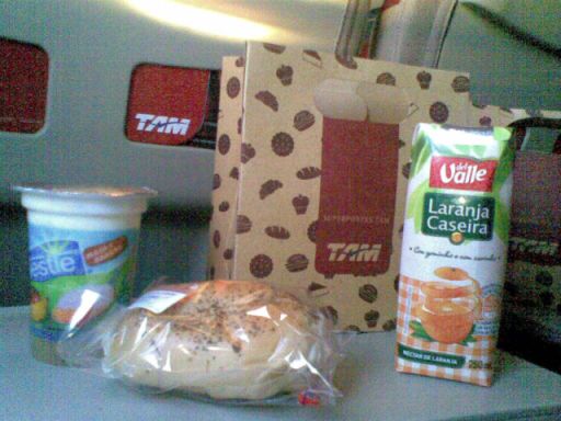 Cafe da manha no aviao