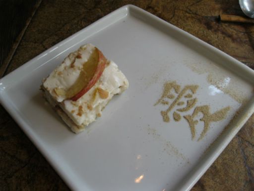 Lasanha doce de maça com creme de limao siciliano