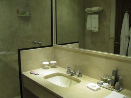 banheiro porto bay sao paulo