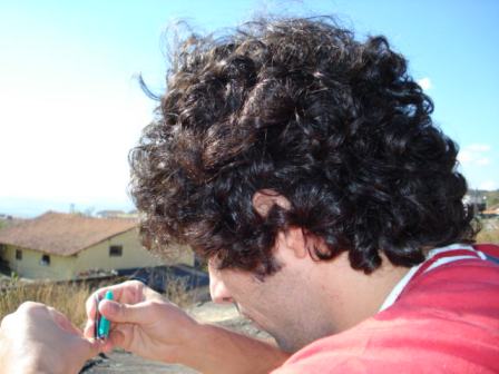 homem na cidade São Thomé das Letras