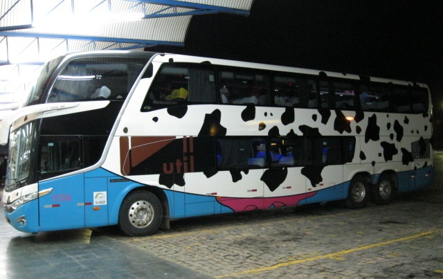 Ônibus Util: vaquinha/lateral