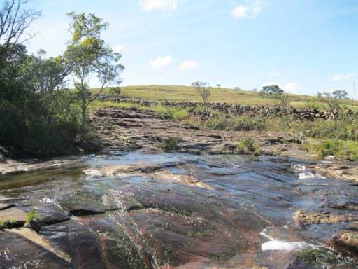cachoeira serrinha carrancas