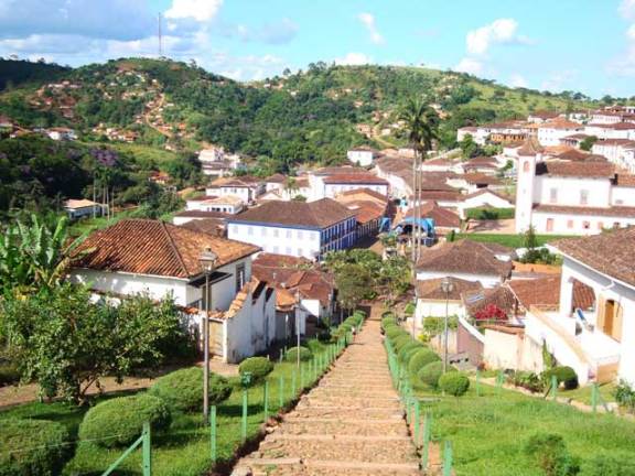 escada historica serro