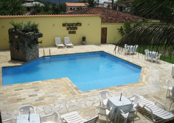 piscina pousada eclipse