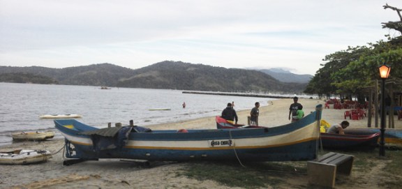 praia pontal paraty
