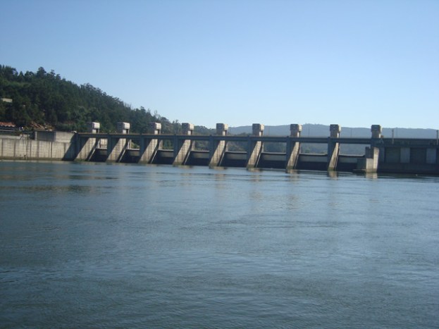 eclusa no rio Douro