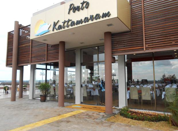 restaurante lago de itaipu
