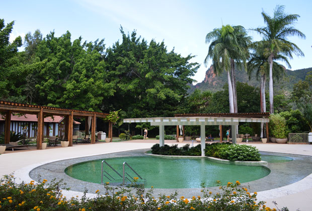 rio quente resorts piscina hotel