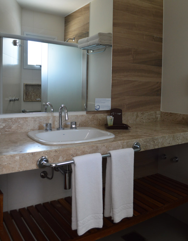 rio quente resort banheiro