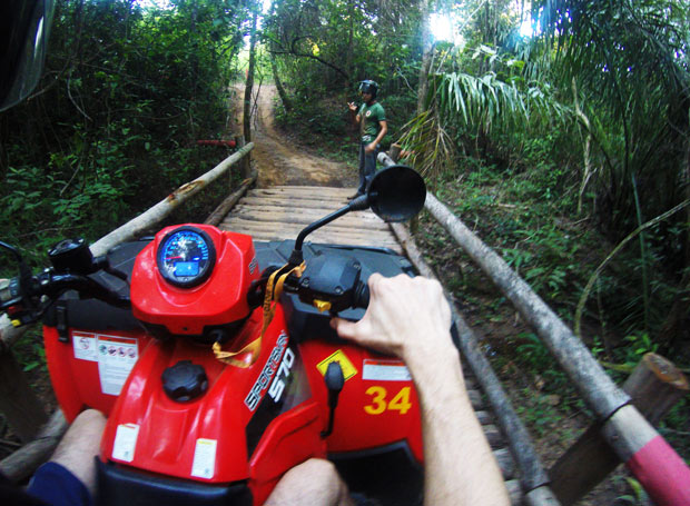 quadriciclo rio quente resorts