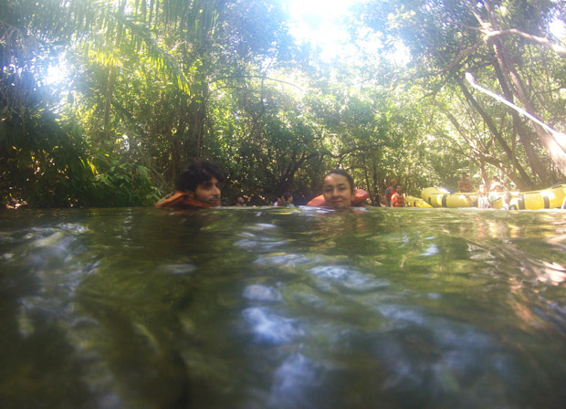 parada do rafting rio quente