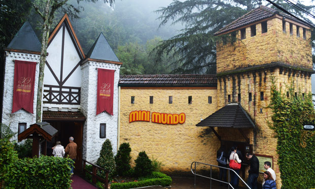 gramado mini mundo